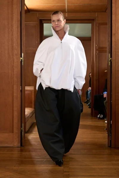 Look 6